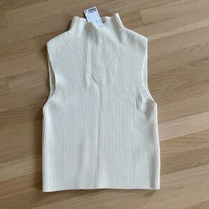 H&M Sleeveless Ribbed Turtleneck Sweater